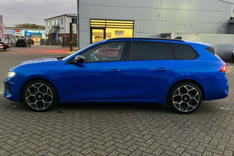  Vauxhall Astra Sports 1.2 Turbo Ultimate Sports Tourer 5dr Petrol Auto Euro 6