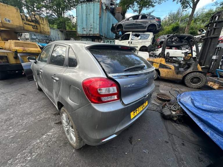 SUZUKI BALENO 2017 1.0 PETROL BREAKING FOR PARTS