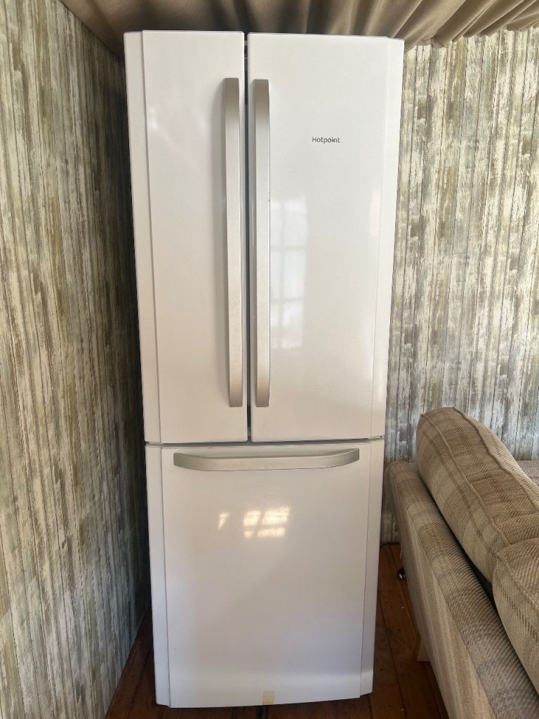 Hot point fridge freezer 