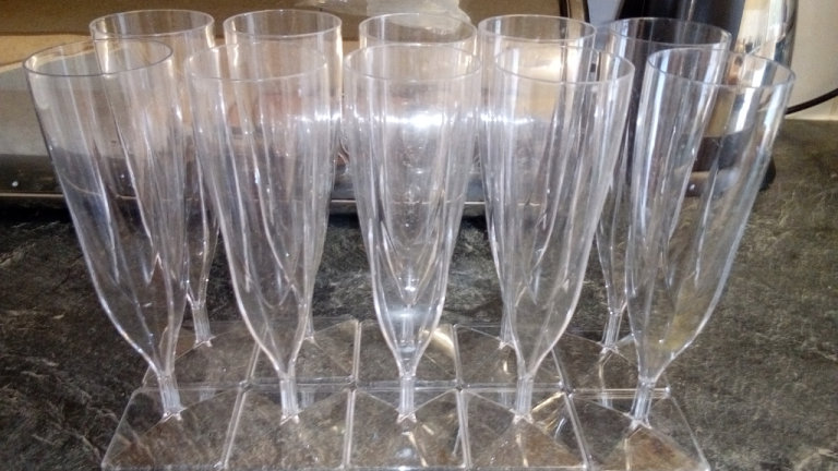 Plastic Champagne Flutes - Set of 10
