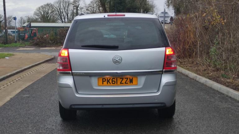 2012 Vauxhall Zafira 1.6 16V Exclusiv Euro 5 5dr MPV Petrol Manual