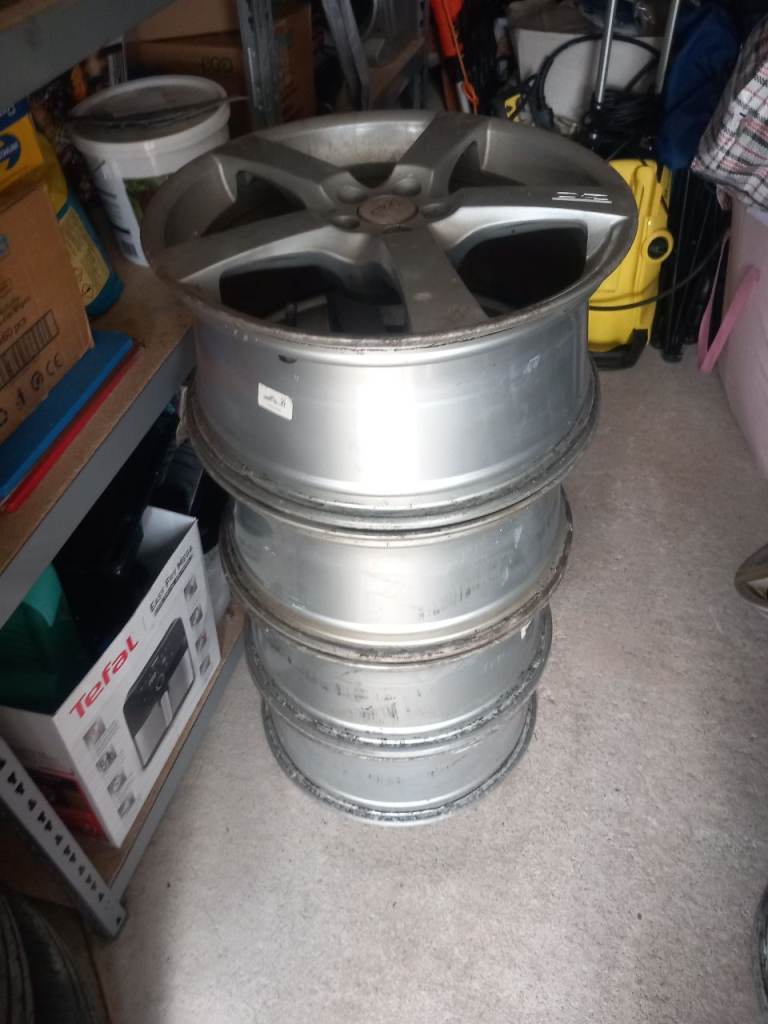 18" OZ RACING GENUINE ALLOYS WHEELS 