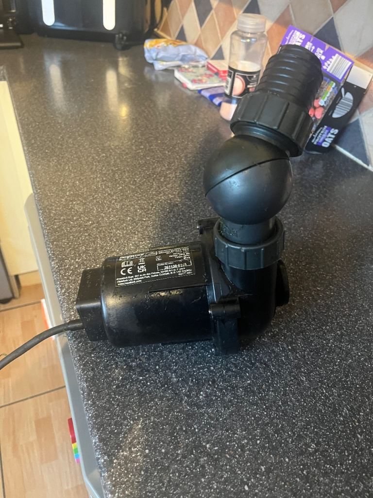 Pond pump 8000 lph