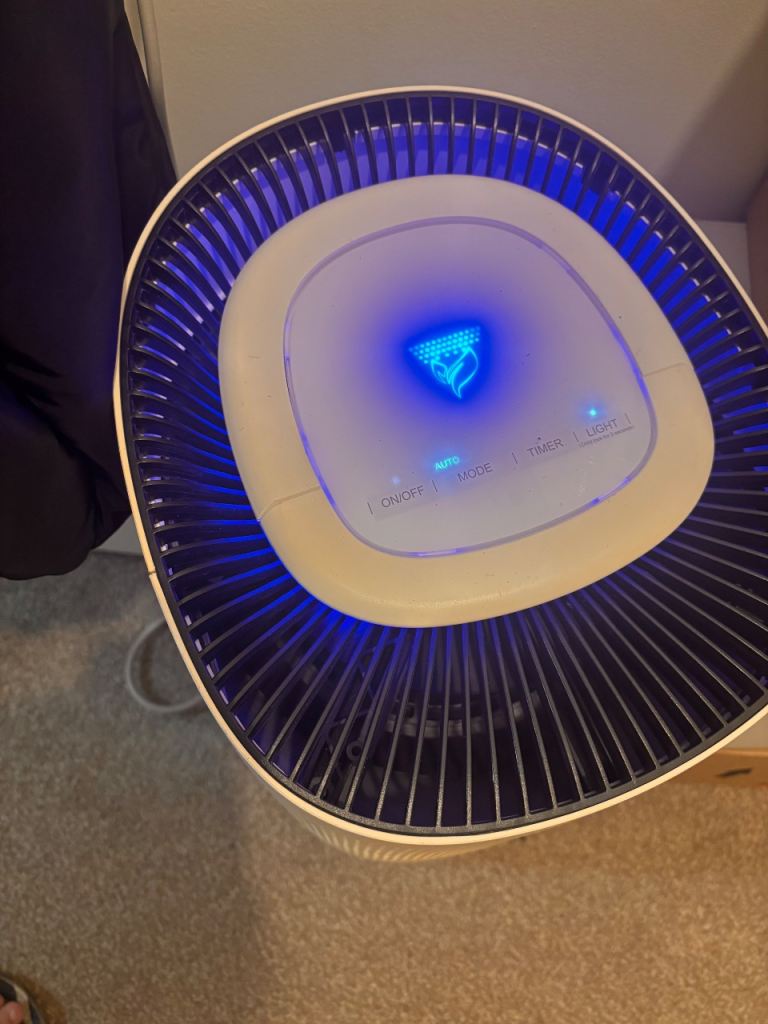 Afloia Air Purifier - Good Condition, White