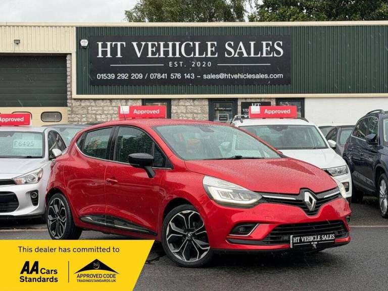 2017 Renault Clio 1.5 dCi Signature Nav Hatchback 5dr Diesel Manual Euro 6 (s/s) (90 ps) Hatchbac...