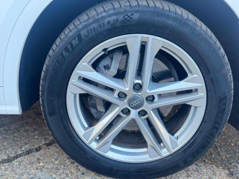 2019 Audi Q5 45 TFSI Quattro S Line 5dr S Tronic ESTATE PETROL Automatic