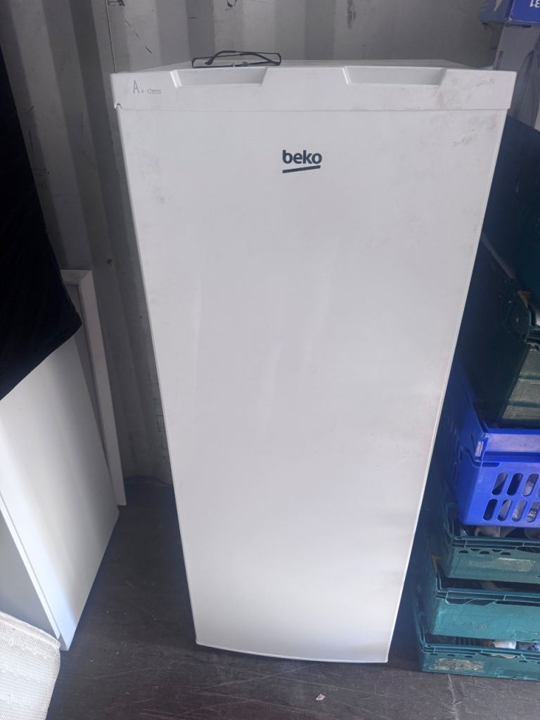 Beko fridge (read full ad)
