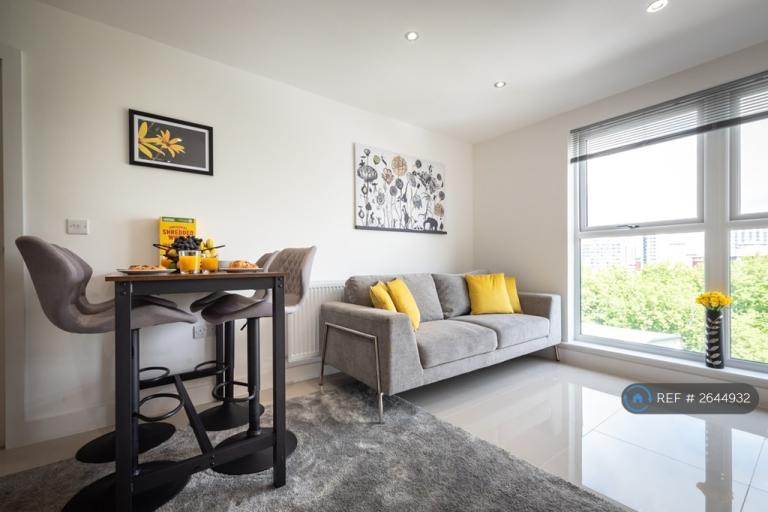 2 bedroom flat in Atlantic Mansions, Southampton, SO14 (2 bed) (#2644932)