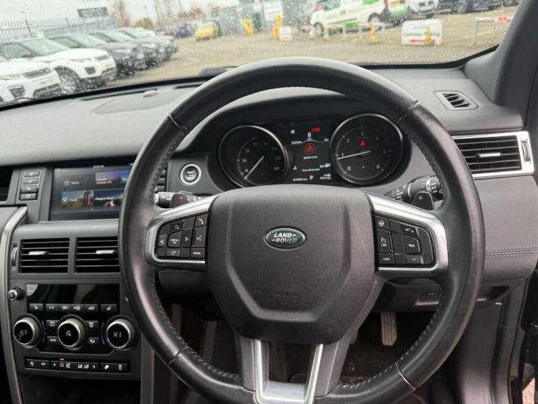 2018 Land Rover Discovery Sport 2.0 TD4 Landmark SUV 5dr Diesel Auto 4WD Euro 6 (s/s) (180 ps) ES...