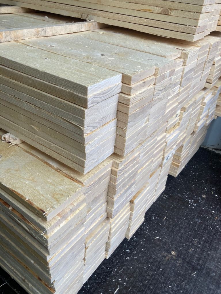 Pallet wood wall slats