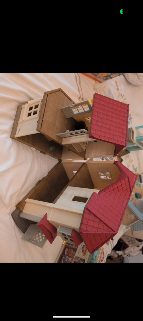 Sylvanian families toys 