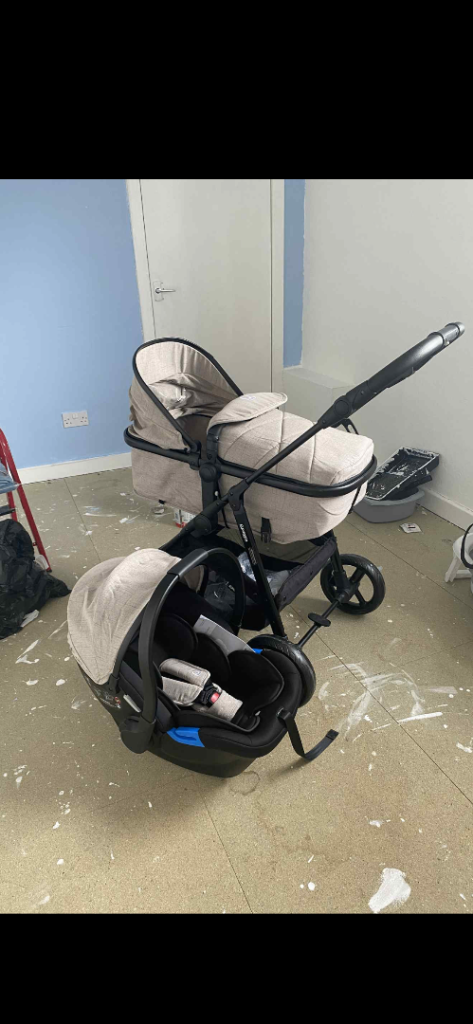 pram khaki colour 