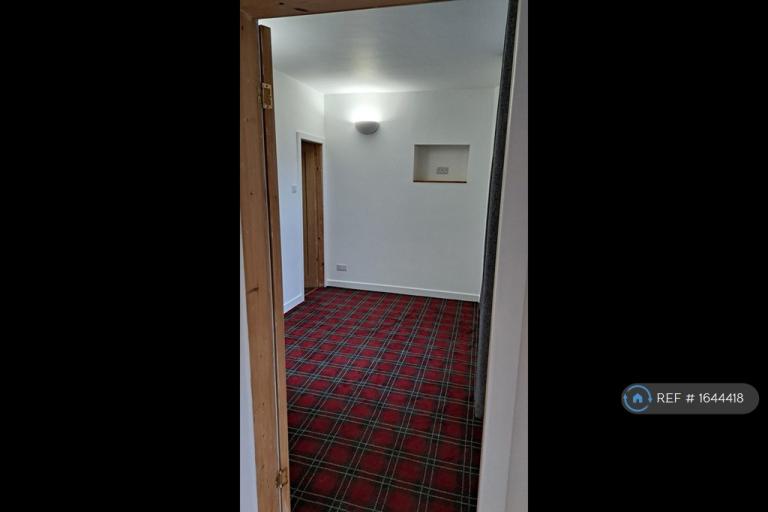 1 bedroom flat in West Bay Area, Dunoon, PA23 (1 bed) (#1644418)