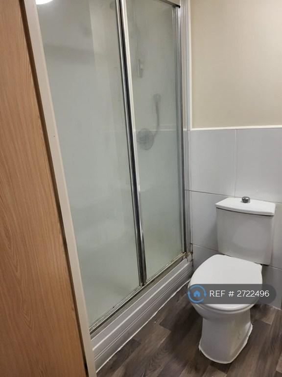 1 bedroom flat in Kennet St, Reading, RG1 (1 bed) (#2722496)