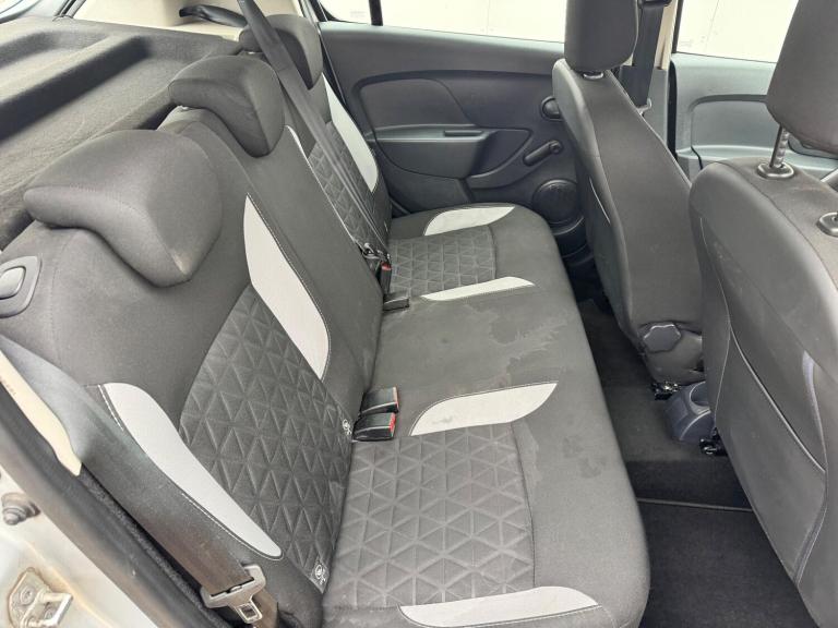 2016 Dacia Sandero Stepway 0.9 TCe Laureate Euro 6 (s/s) 5dr HATCHBACK Petrol Manual