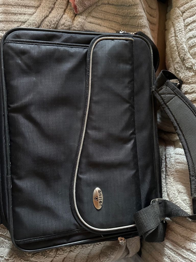 Antler Laptop Bag / Briefcase – Black, Good Condition