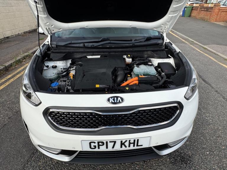 2017 Kia Niro 1.6h GDi 3 DCT Euro 6 (s/s) 5dr ESTATE Petrol/Electric Hybrid Automatic