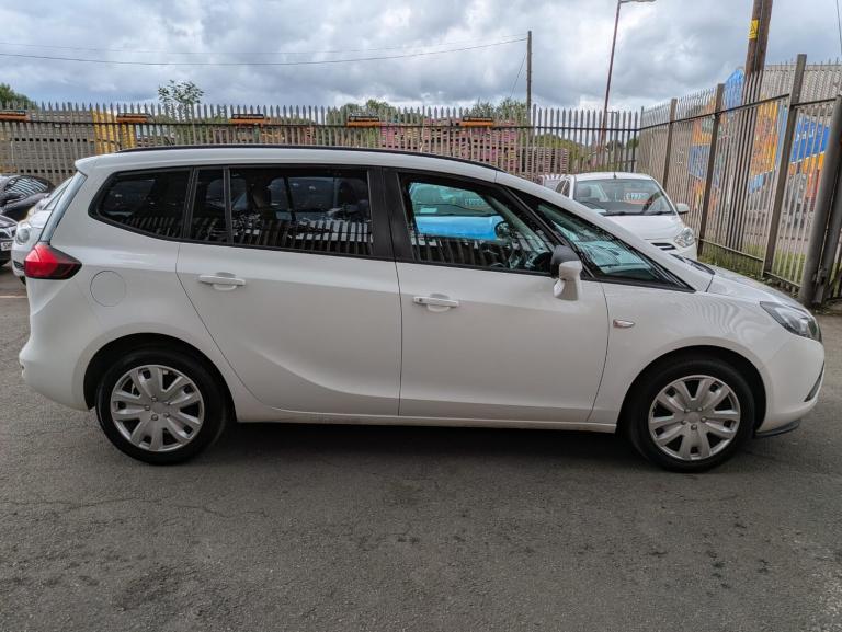 2015 Vauxhall Zafira 1.8i Exclusiv 5dr MPV Petrol Manual