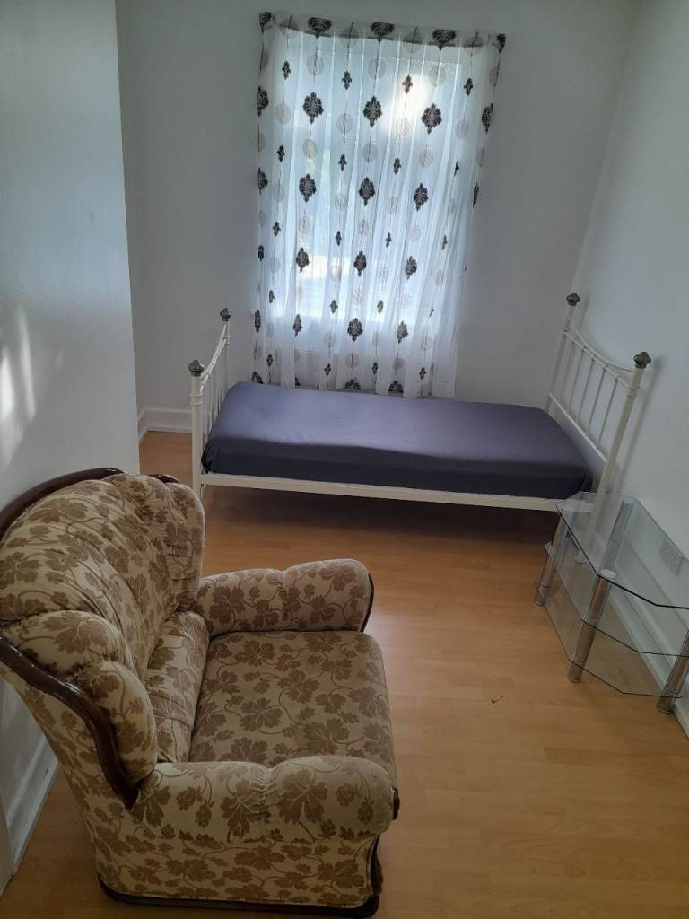 🏠LONG AND SHORT TERM STAY AVAILABLE WITH IMMEDIATE EFFECT🏠