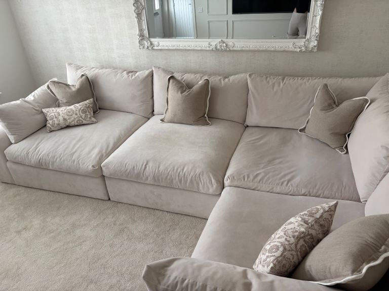 LOAF Couch.......beautiful and in great condition  