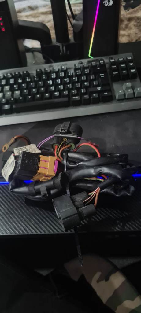 2005-2011 Audi A6 C6 4F 3.0 TDI Radiator cooling fan wiring loom 4F2971284E