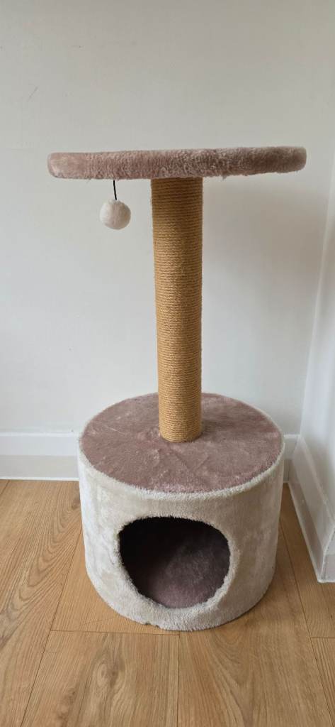 Cat scratching pole and stand and hideaway 