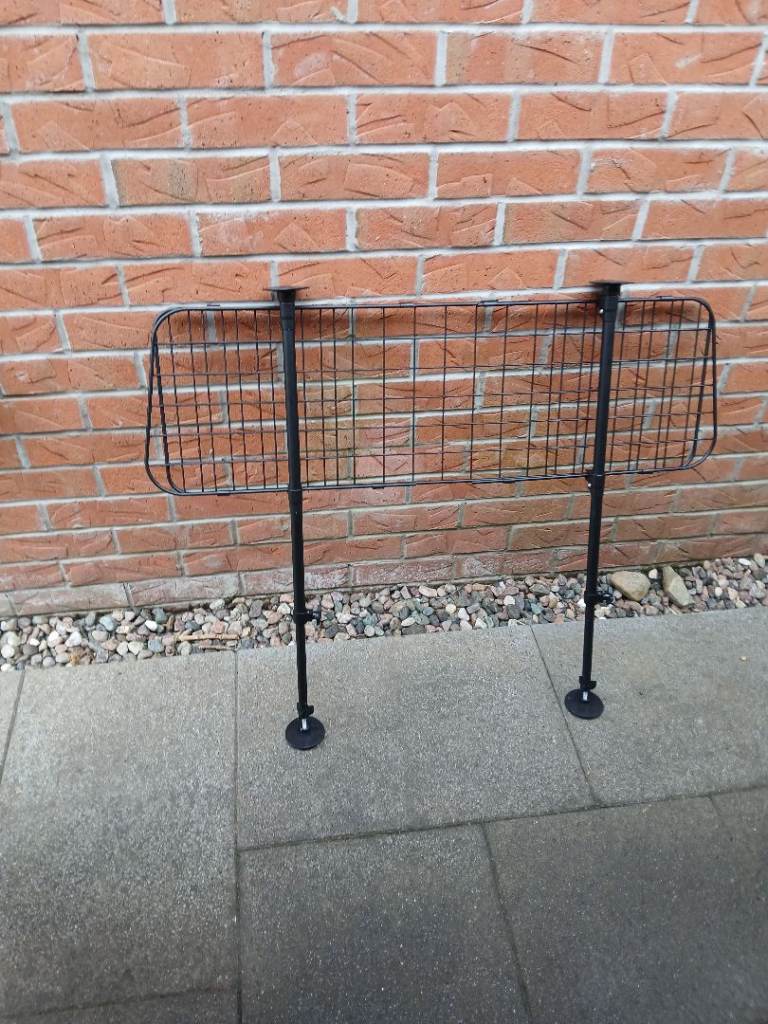 CAR DOG GUARD AND RAMP