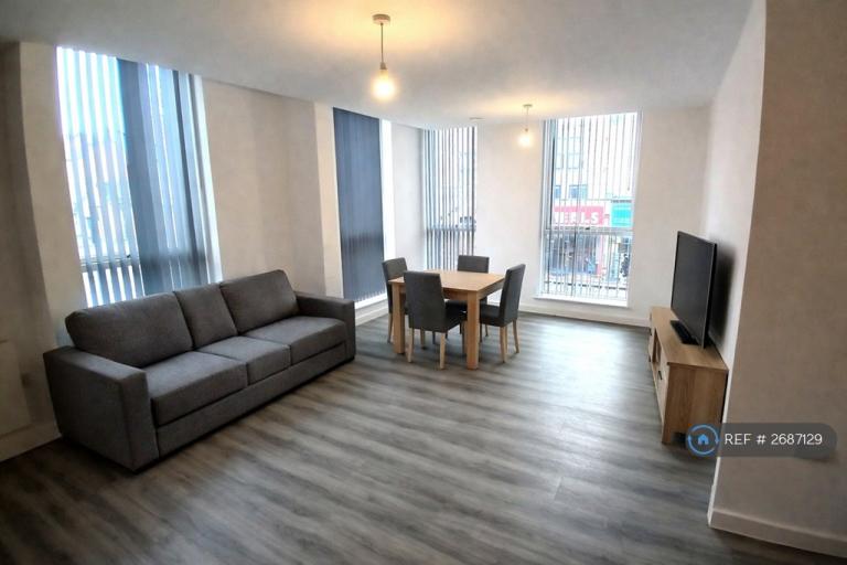 2 bedroom flat in Knitwear House, Bristol, BS5 (2 bed) (#2687129)