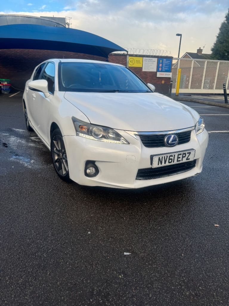 Lexus, CT, Hatchback, 2011, Semi-Auto, 1798 (cc), 5 doors