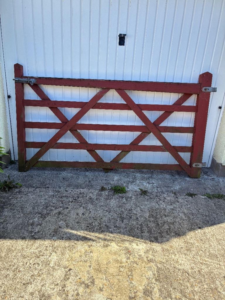 Red Wooden Garden Gate – Good Condition