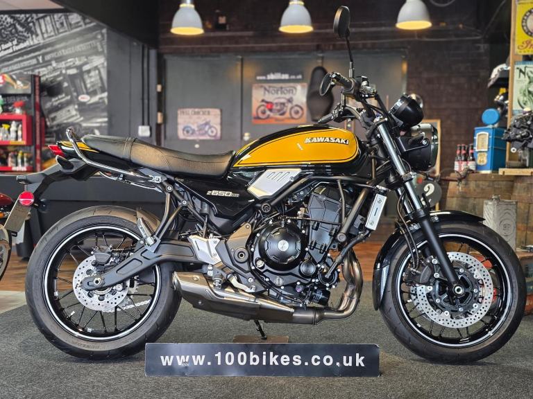 2025 KAWASAKI ER Z650 RS EXTRA'S 800 MILE'S 