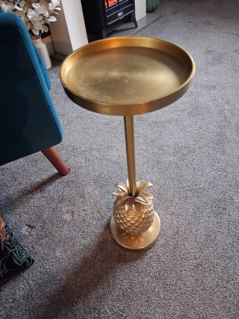 Gold Pineapple Side Table – As Good As New