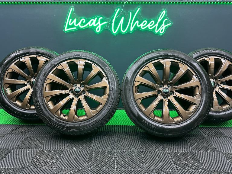 Range Rover Velar / Evoque / Discovery Sport / FL2 20” Bronze Alloy Wheels Style 1032 & all Pirelli!