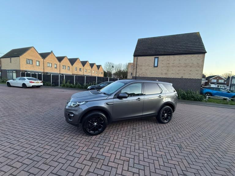 2017 Land Rover Discovery Sport 2.0 TD4 180 SE Tech 5dr Auto ESTATE Diesel Automatic