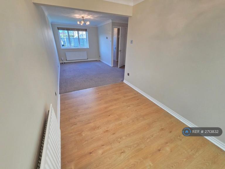 3 bedroom house in The Croft, Killingworth, Newcastle Upon Tyne, NE12 (3 bed) (#2713832)