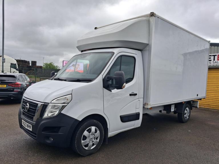 Nissan Interstar TEKNA 2.3DCI BOX 145PS EURO 6