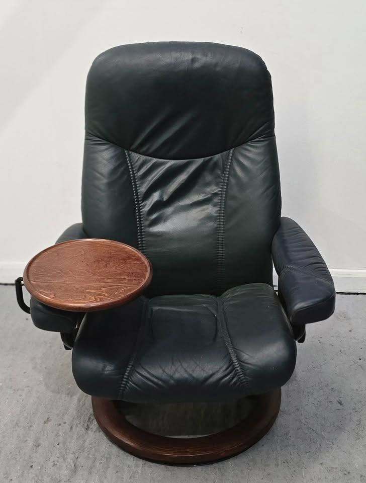 Ekornes Stressless Consul Small Leather Chair and Swing Table Green 1104244
