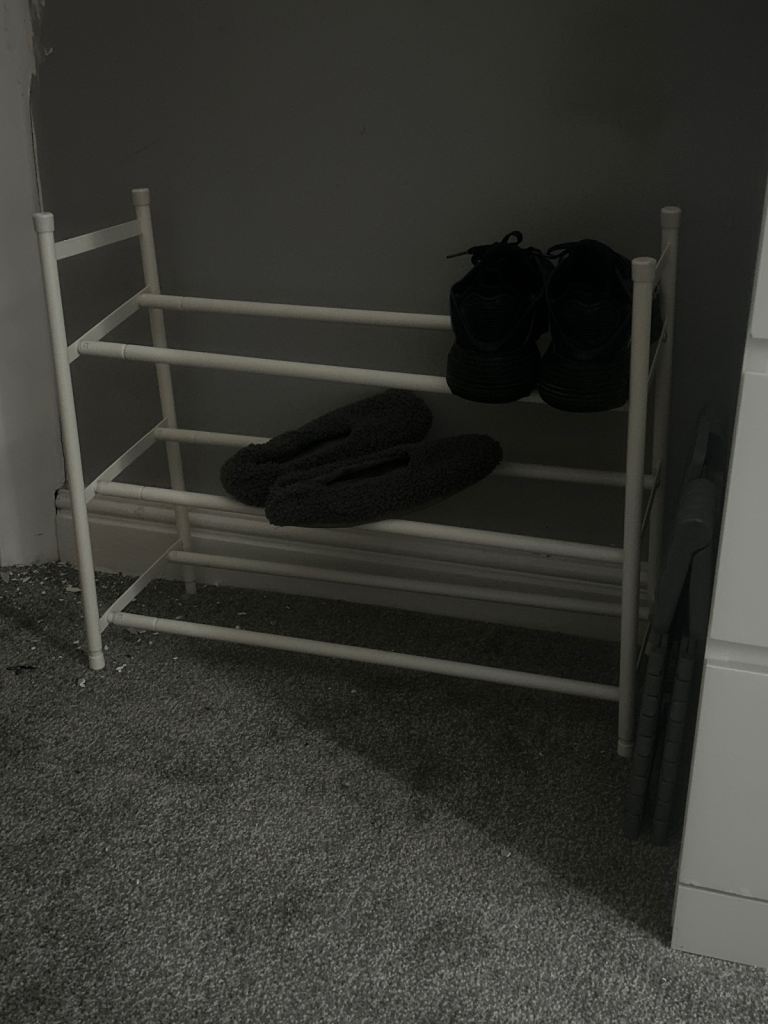 Shoe rack 