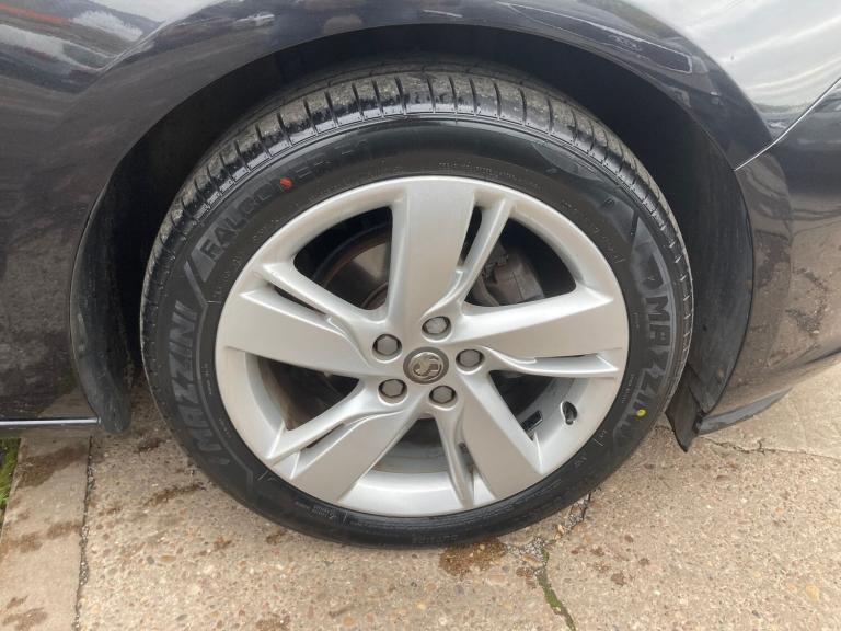 2014 Vauxhall Astra 1.6i 16V SRi 5dr Auto HATCHBACK PETROL Automatic