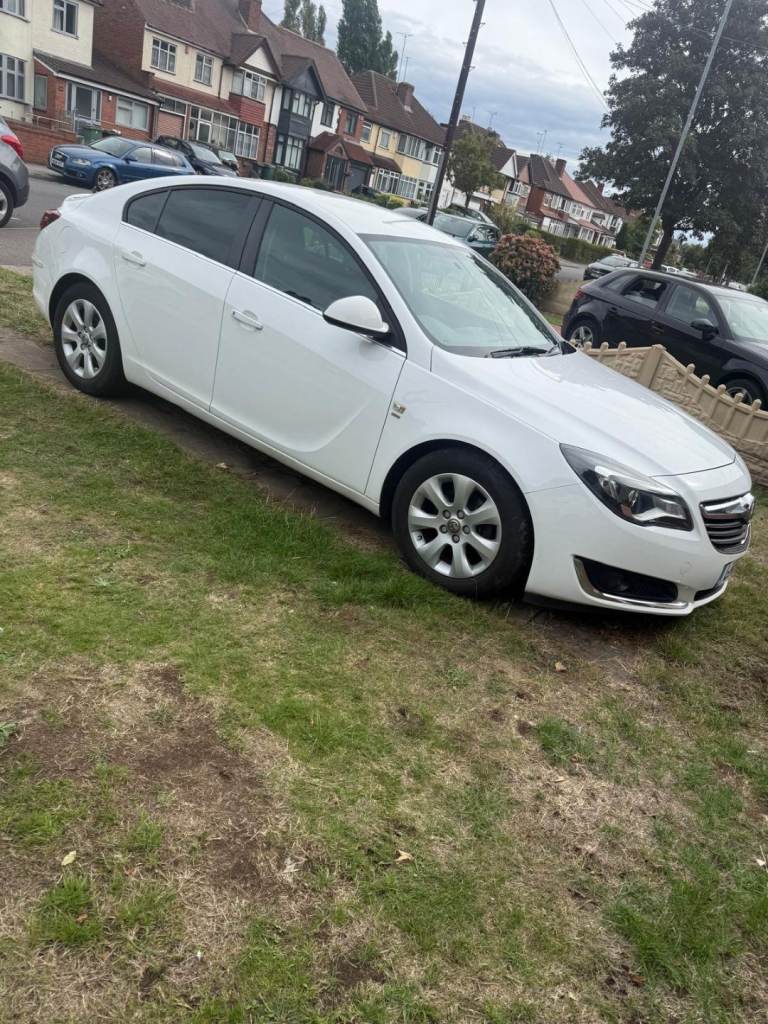 Vauxhall, INSIGNIA, Hatchback, 2016, Manual, 1598 (cc), 5 doors