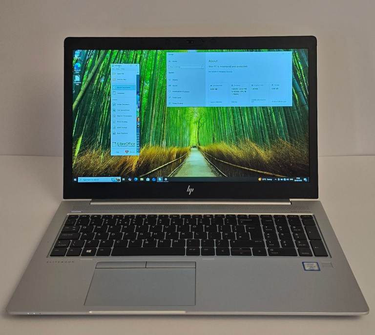 Laptop 15.6" HP EliteBook 850 G5 Excellent Condition 8GB RAM 256 SSD