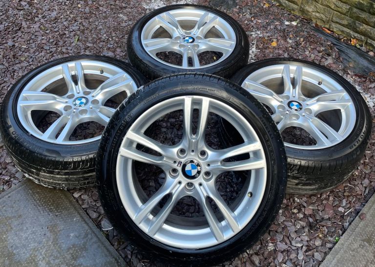 18 inch bmw alloys fits 1 2 3 4 5 with great tyres 