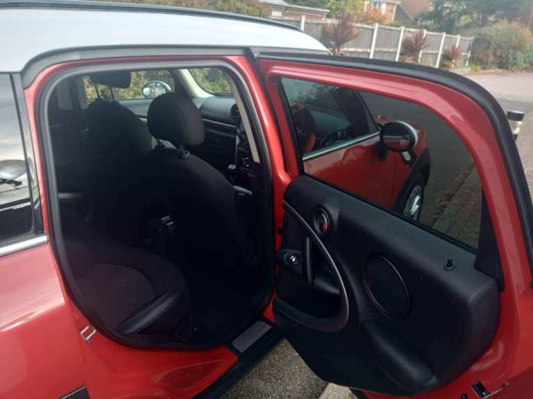 Economical, cheap to Insure 2016 Mini Countryman, Manual, Dielsel