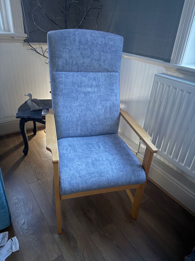High Back Fabric Chair – Light Blue, Good Condition