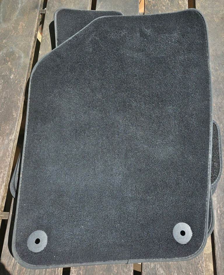 VW Polo / Skoda Fabia Car Mats - Very Good Condition
