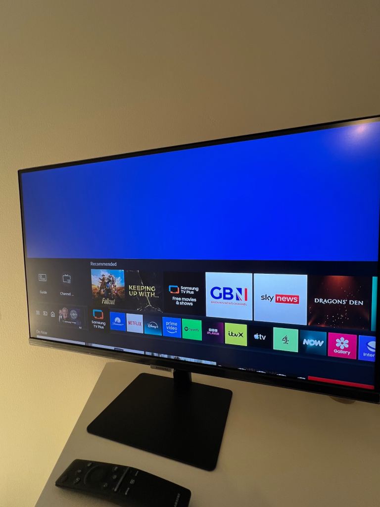 image for 27 inch HD LED Smart Display