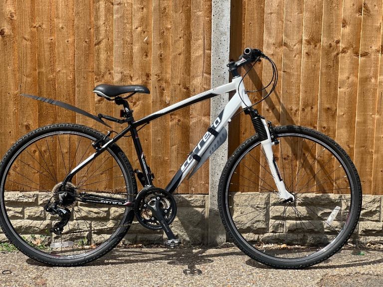 Carrera Crossfire 2 Hybrid Bike