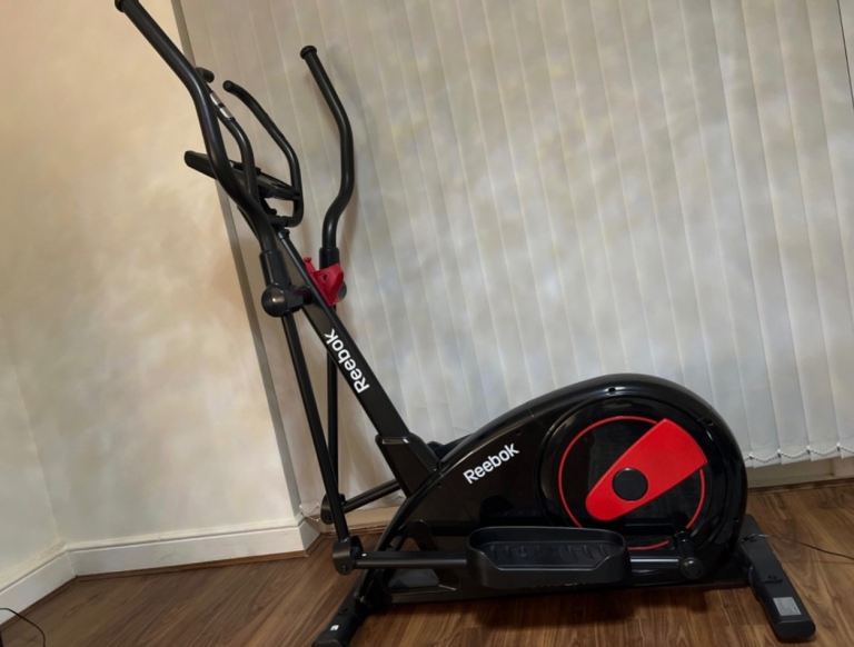 Reebok ONE GX40s cross trainer