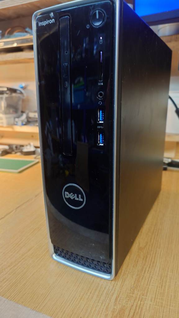 DELL INSPIRON 3268 7TH GEN i 5 DESKTOP PC