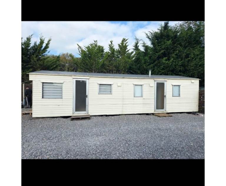 2 bedroom mobile home 